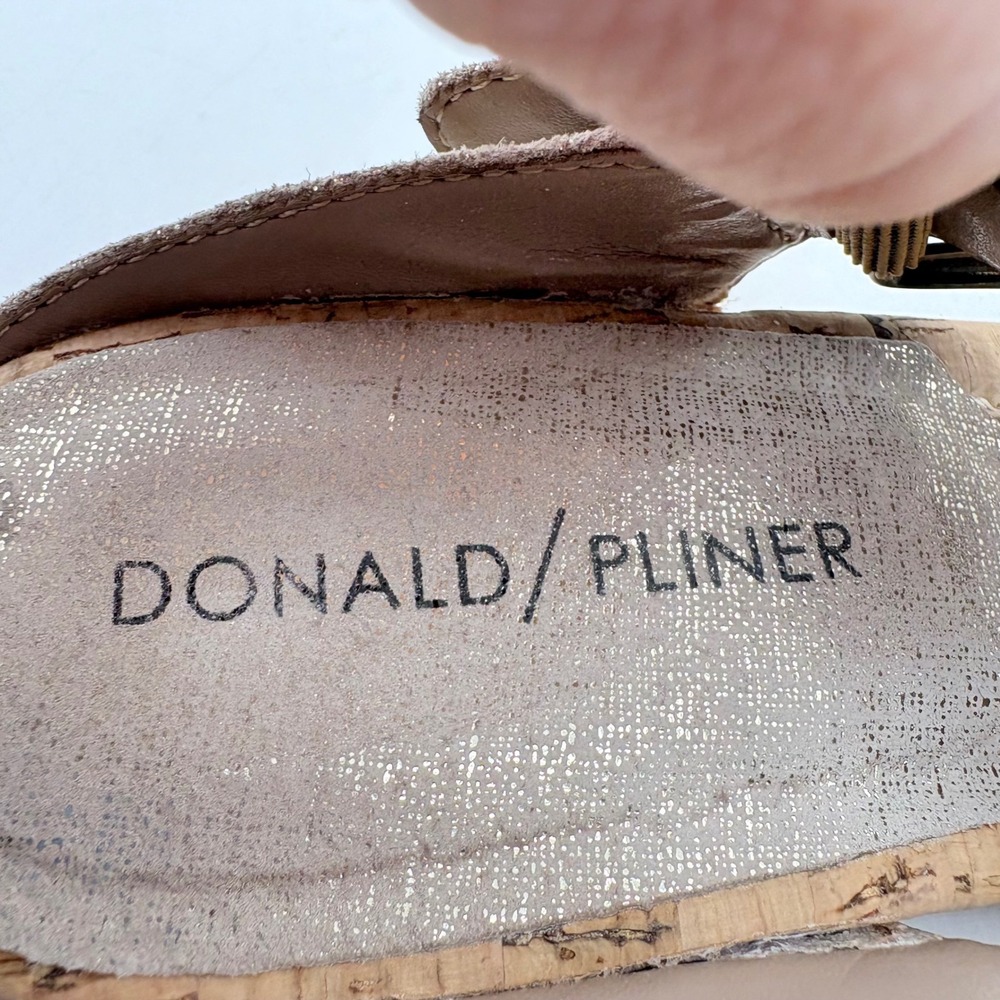 Donald Pliner Donni Metallic Gold Leather Cork Wedge Sandals Womens 10M - Picture 8 of 9